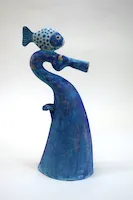 Photo of SCC010, Medium Blue Seahorse With Spotty Fish.